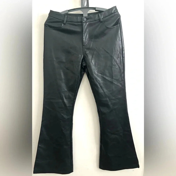 Pacsun Boot cut faux leather black biker grunge pants M - Picture 1 of 4